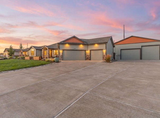 3785 Jay Hawk Ct, Dacono, CO 80514