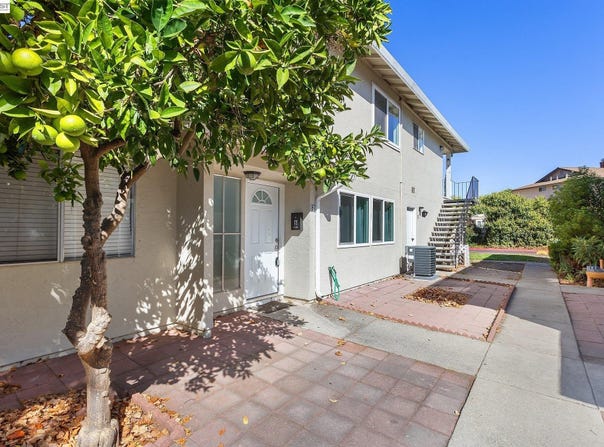 1387 Del Rio Cir, Concord, CA 94518
