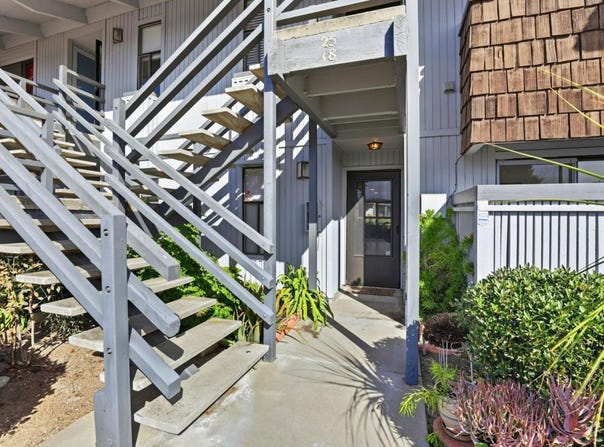 166 Kern ST 18, SALINAS, CA 93905