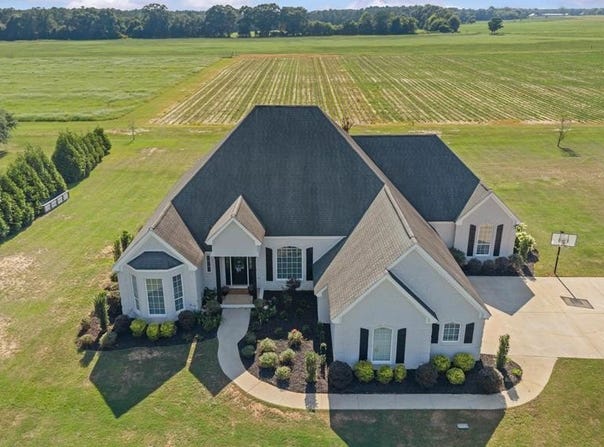 267 Ridge Drive, Headland, AL 36345
