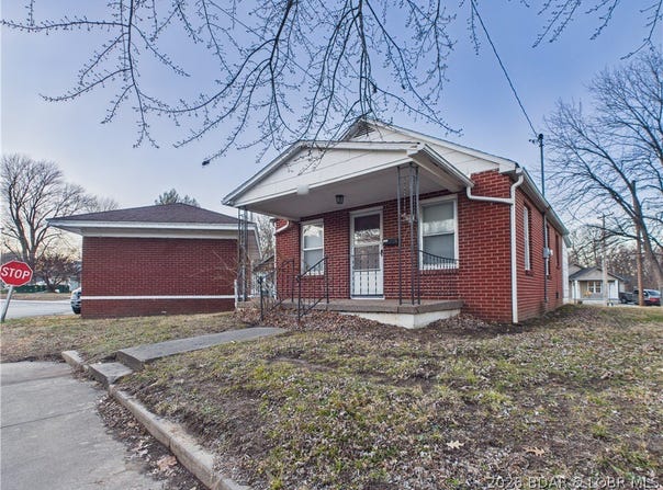 317 McRoberts Street, MO 65233