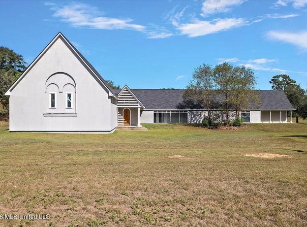 2400 Davis Road, Byram, MS 39170