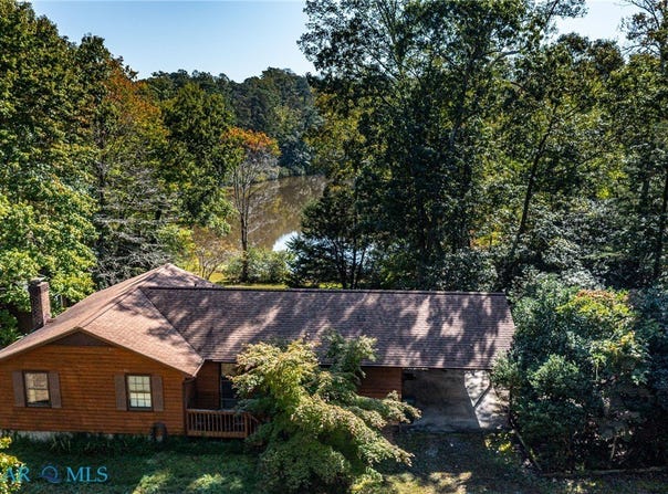 762 lonesome Pine Trail, Lancaster, VA 22503