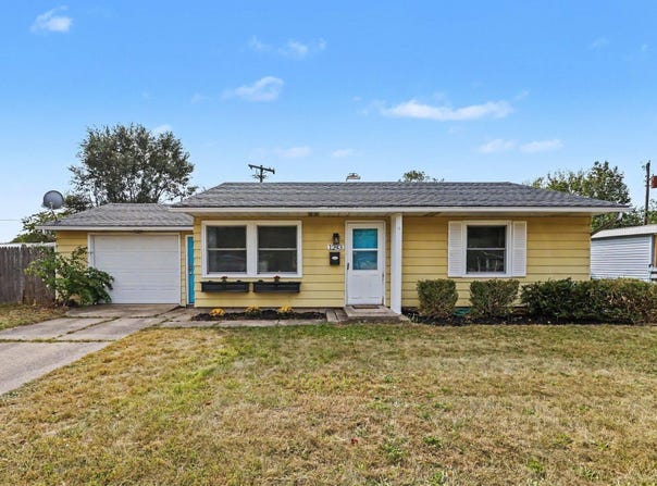 1243 Helmen Drive, South Bend, IN 46615-3756