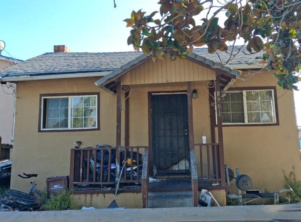 8901 D ST, OAKLAND, CA 94621