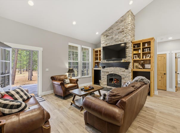 51795 Pine Loop Drive, La Pine, OR 97739