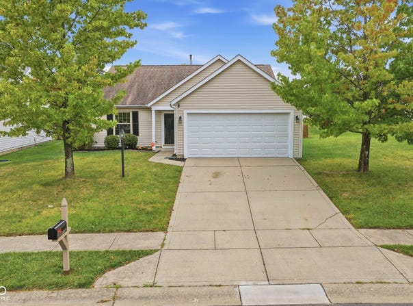 12174 Split Granite Drive, Fishers, IN 46037