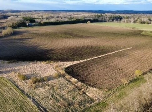270th Street, Cushing, MN 56443