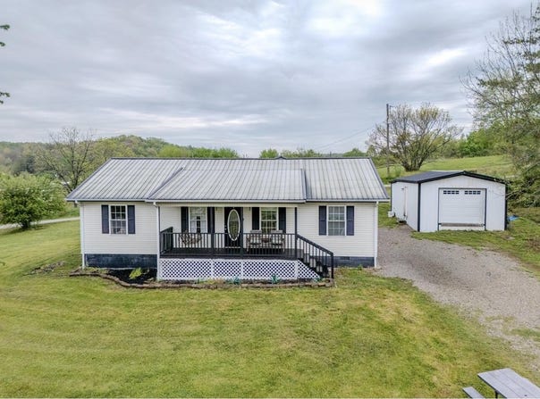 25 Dawn, Morehead, KY 40351