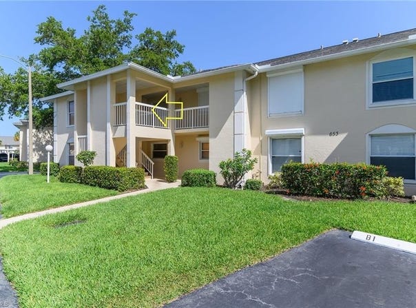 653 Squire Cir, NAPLES, FL 34104