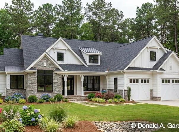 2 Carolyn Way, Culloden, WV 25510