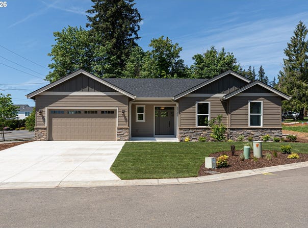 59255 LUCY Ln, StHelens, OR 97051