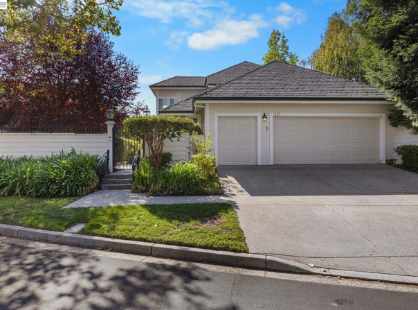 817 Redwood Dr, Danville, CA 94506