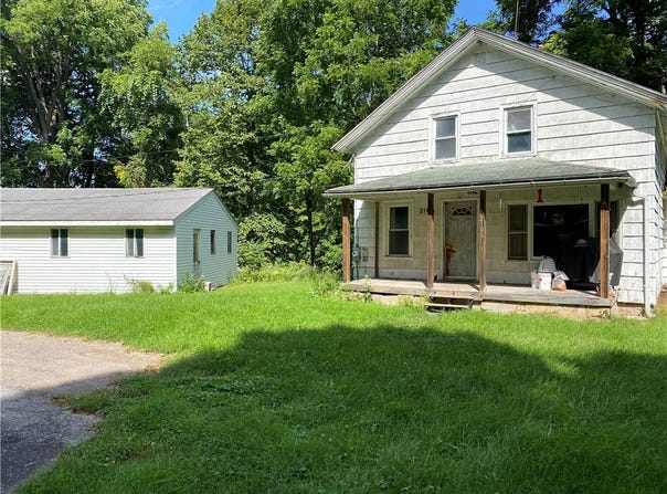 2106 Harris Road, Palmyra, NY 14522