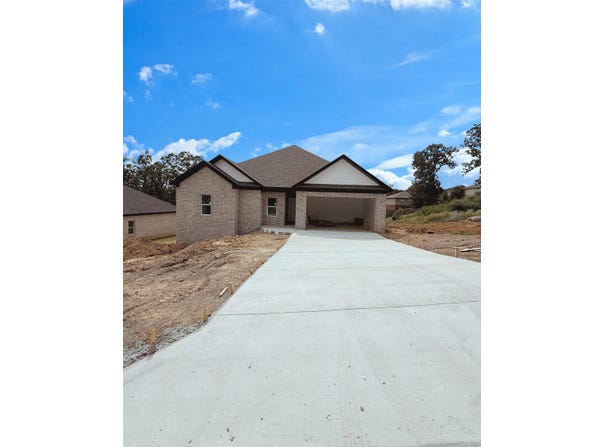 507 Madeleine Circle, Austin, AR 72007