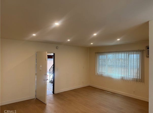 943 N Louise St., Glendale, CA 91207