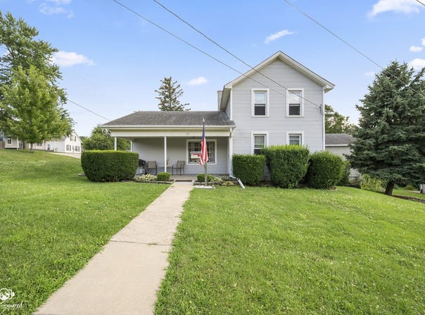 119 E 17th Street, Lockport, IL 60441