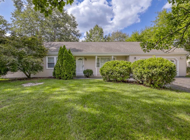 20300 Inkster Road, Romulus, MI 48174