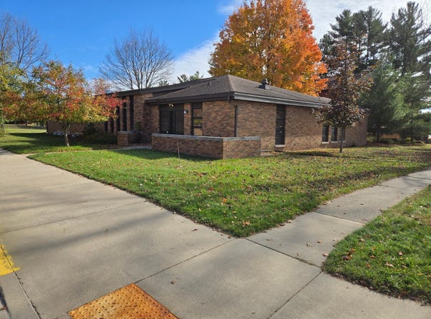 502 DIVISION ST E, Eagle River, WI 54521