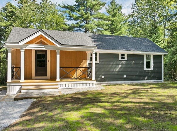 17 Moss Lane, Madison, NH 03849