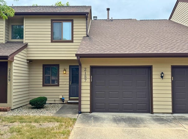 2157 Harbortown Circle, Champaign, IL 61821