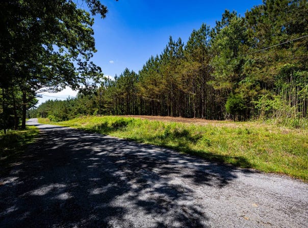 Burntfields Rd, Fulton, MS 38843