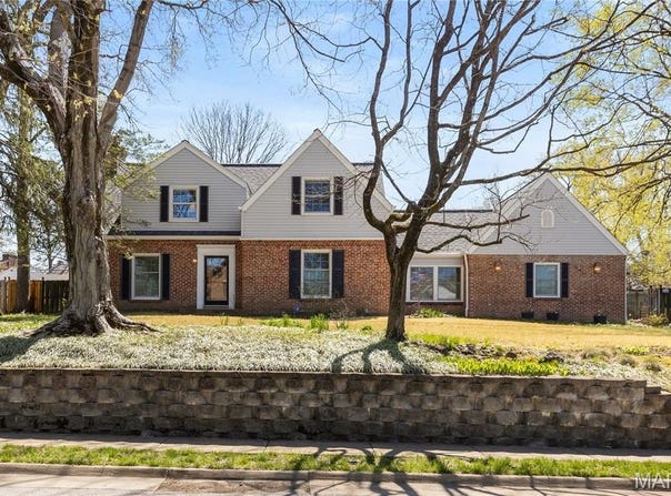 9244 Old Bonhomme Road, Olivette, MO 63132