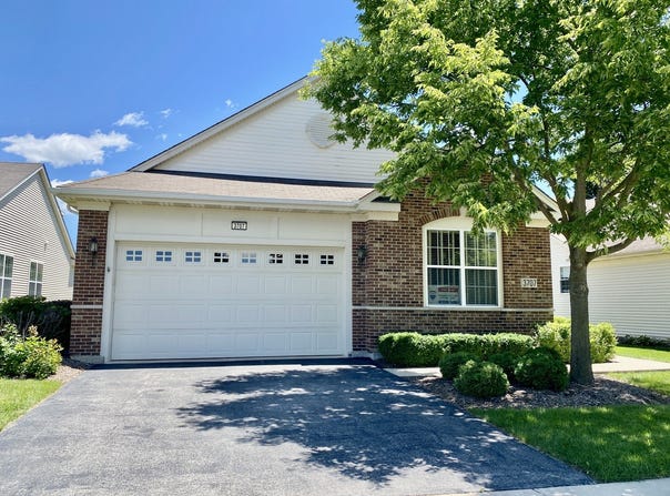 3707 Idlewild Lane, Naperville, IL 60564