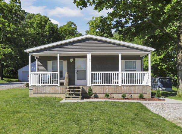 123 E South Street, Lithopolis, OH 43136