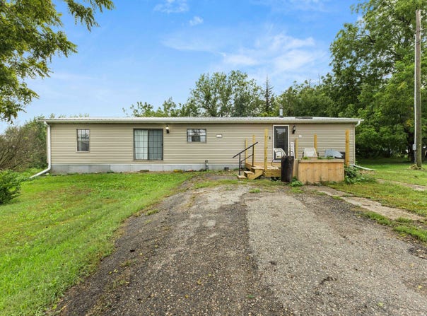 2940 Lafayette Avenue, Melbourne, IA 50162