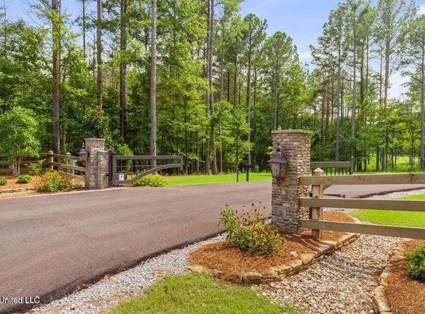 Springwood Trail lot: 24, Flora, MS 39071