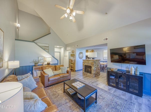 830 Golf View Blvd, Pigeon Forge, TN 37863