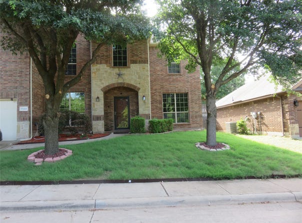 1122 Walter Stephenson Road, Midlothian, TX 76065