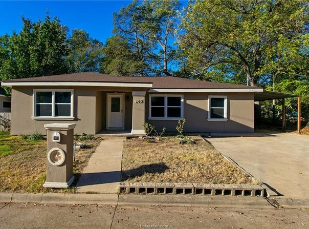 903 Travis Street, Bryan, TX 77803