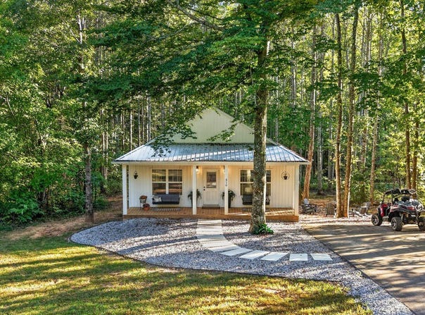 510 Hickory Ln, Sparta, TN 38583