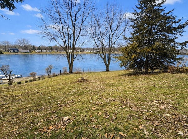 1275 Ln 201 Long Beach Lake, Fremont, IN 46737
