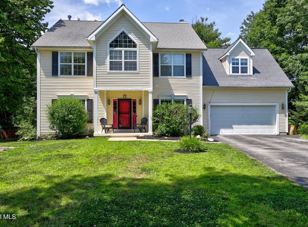 7 Emerald Lane, Saratoga Springs, NY 12866