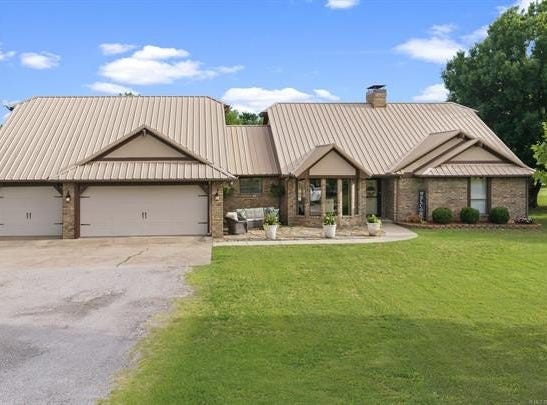 411 Blue Bell Road, Springer, OK 73458