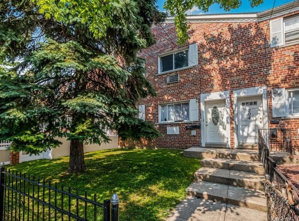 206-208 Balcom Avenue, Bronx, NY 10465