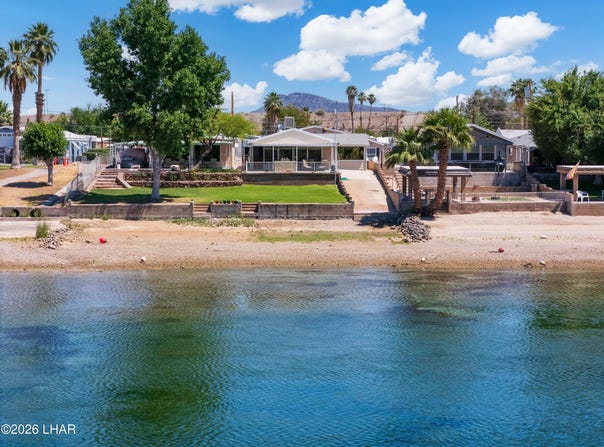 256 E Riverfront Dr, Parker, AZ 85344