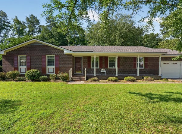 1307 Charles Drive, Laurinburg, NC 28352