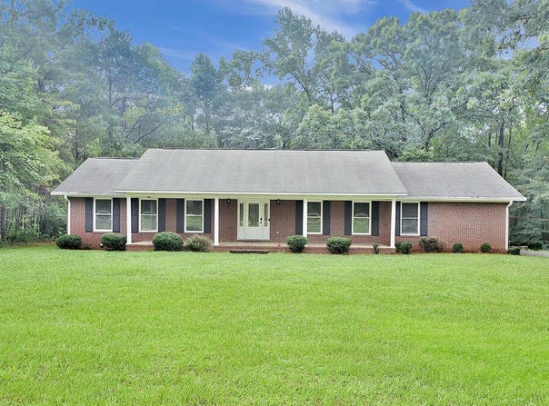 560 Lee Road 0246, Salem, AL 36874