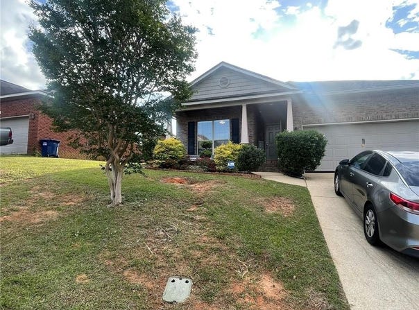 2518 Hedgerow Drive, Mobile, AL 36695