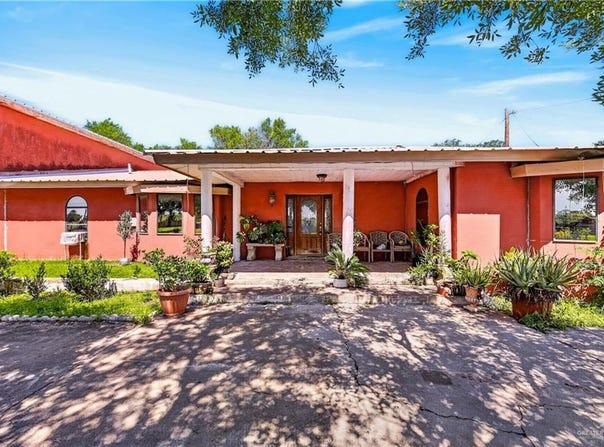 5807 N Mile 4 1/2 W, Weslaco, TX 78599