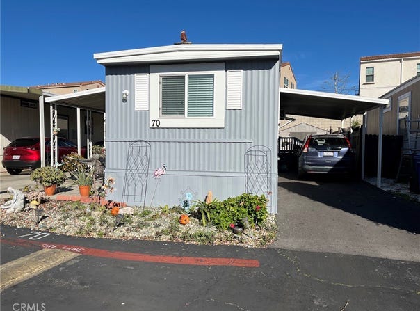 201 E Arrow Highway, Glendora, CA 91740