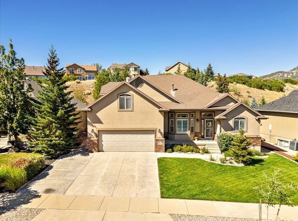 2187 E EAGLE CREST Dr, Draper, UT 84020