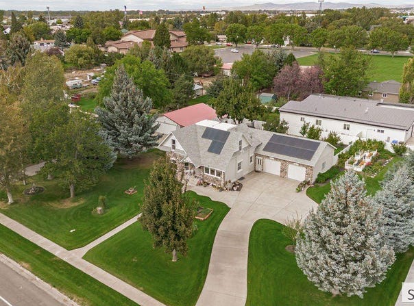 377 E 1st N, Rexburg, ID 83440
