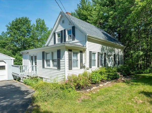 332 Back River Road, Boothbay, ME 04537
