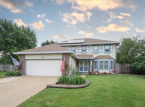 619 Yardley Lane, Hoffman Estates, IL 60192