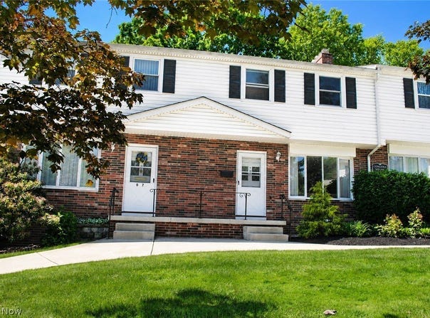 6484 State Road, Parma, OH 44134